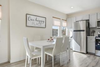 2 Bedroom Unit Within Walking Distance of McGhee Beach Recently Updated - 2