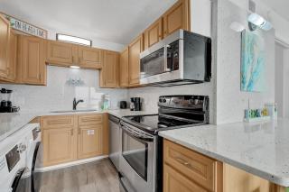 Summit Resort Gulf-View King Suite, Bunk Nook, Pools, Beach Access, Resort Amenities - 6