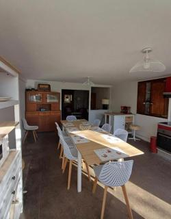 Domaine avec piscine Gîte 2 bungalows - Jusquà 15 pers - 8 chambres - 4