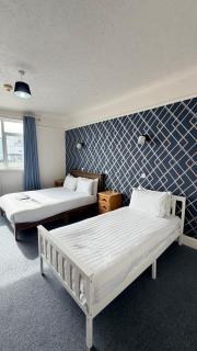 Channel View Hotel - 4
