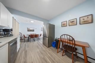 Urban Pine Lodge - 4