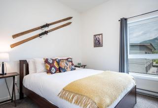 The First Tracks Flat - 2