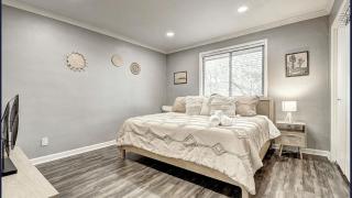 Beautiful 2-Bdrm 2-Bath in Old Town Scottsdale - 2