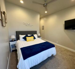 Kantada in the Sun - Poolside Retreat - 2