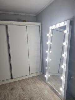 Casa con cochera y patio - 4