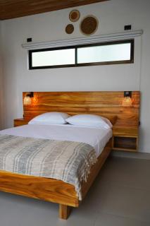 SurfsideSerenity 2BR Flat near StaTeresa with parking - 2