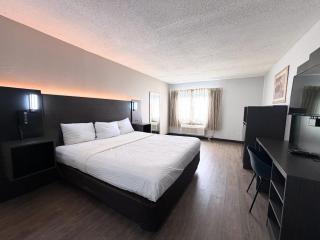 Motel 6 Elkhart, IN - 1