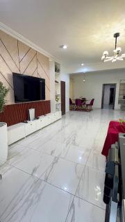 Homely 3Bedroom Apartment with City Views 5th Floor, Victoria Island lagos - 7