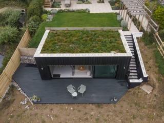 Subterranean Studio with Panoramic Costal Views and Sauna - 6