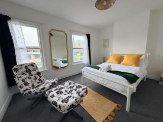 Riverside Cambridge House - Garden Log Burner Waterfront View - 2