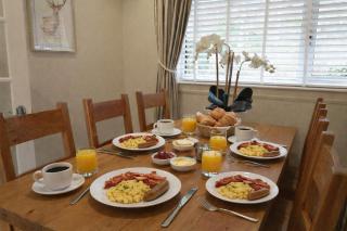 Roxby a stunning bungalow on the banks of the river within a 2 minute walk of Lake Ullswater and Pooley Bridge - 3