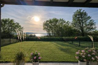 Design Ferienhaus Seemoment mit Kamin und Panorama-Seeblick - 6