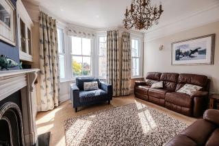Seaside Townhouse with Parking near Viking Bay - 4