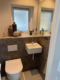 Cozy 2B villa close to ocean & airport - 2