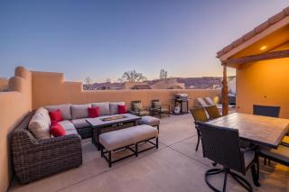 Rim Village Unit V4 - 0