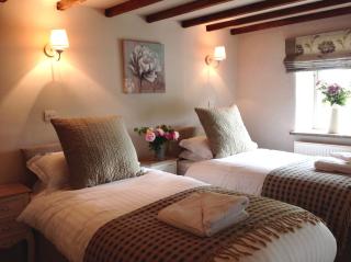 Winnow Barns Holidays - 1