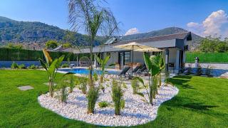 Luxury detached villa with large garden and private pool in Göcek İnlice - 2
