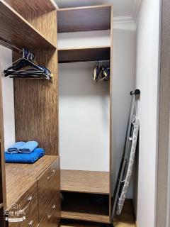 Шевченко 75 золотой квадрат - 7