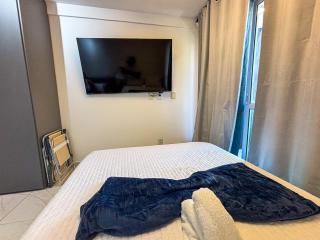 CG115- Studio Rooftop com piscina infinita - TV gigante By Oasis Ferias - 7