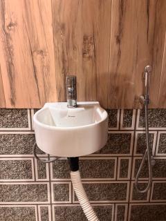 Favela Headrooms - 1