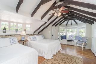 Sweet Escape- Historic Luxury Estate with Pool, Hot Tub, Fire Pit & Pool Table - 2