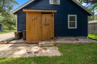 Lake Livingston Retreat, Firepit, Game Room - 3