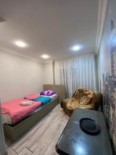 room in old tbilisi - 4