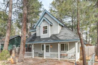 Explore the Coconino Forest! Flagstaff Cottage - 0