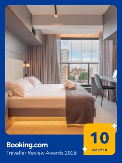 Studio Premium com Rooftop e Piscina com vista para a Baia de Todos os Santos, Portaria 24 Hr, Estacionamento, Wi-fi rápido 433Mpbs, Cozinha Compacta, Localização privilegiada, 1,5km da praia e próximo ao Farol da Barra - 9