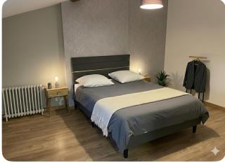 Grand logement cosy avec terrasse 900 m cure - 3