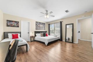 Casa Grande Central Spacious Retreat with Hot Tub - 6