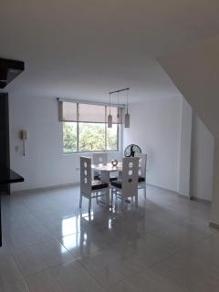 Central dúplex con aire más parking - 4