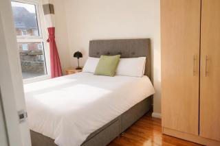 Luxurious & Cozy Townhouse in Quiet East Belfast - 1