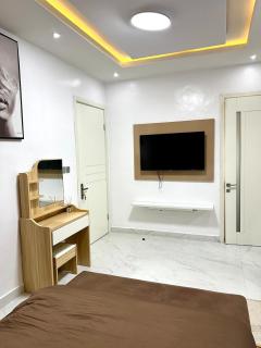 2Bedroom penthouse with Private rooftop lounge - 9