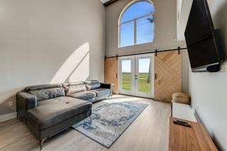 Modern Marvel by the Sea - 4