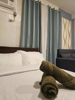 Cebu Uptown Stay with Wifi, Netflix near Supermarket - 6