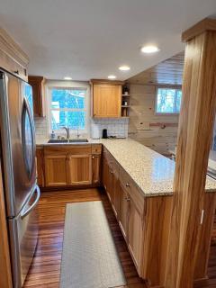 Cozy Cedar Lake Cabin - 8