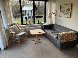 Lovely Holiday Home Near The Water - 5