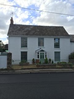 Deri-Down Guest House - Abergavenny - 1