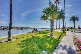 Walk to Shore! Luxury Newport Beach Home - 6