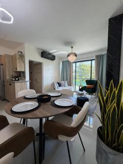 Luxury apartment with an elevator and power plant - 5