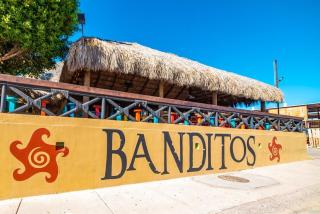 3 Story Home 3BR 2BA with Pool Garage and Rooftop View - 1