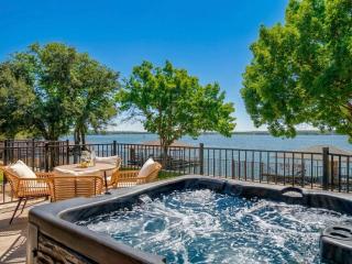 5 Bedroom Lakefront with 3 King Beds - 9