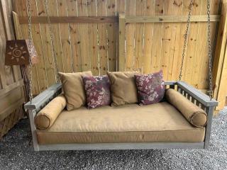 Blissful Nook Tiny Home, Cozy Retreat, Hot Tub, Close to Town, Deep Creek, & Entrance to National Park - 5