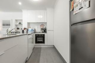 Jeffcott Botanic Escape Parking, Pool & Gym - 6