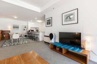 Jeffcott Botanic Escape Parking, Pool & Gym - 2