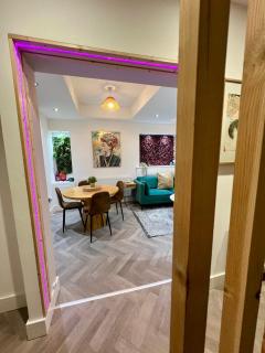 Ilayda Stays - 22 Alexandra Street - 5