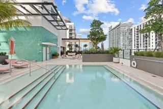 Bright Studio Apartment in Crosby With Pool & Gim - 0