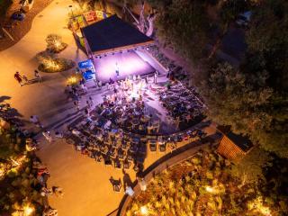 Mobilhome im Ferienpark mit grosser Poolanlage - 6