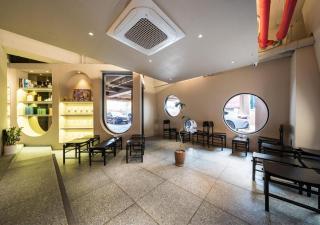 부산 대연동 뮤트호텔 - 0